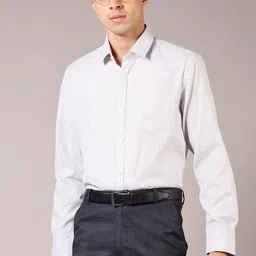 V-Mart Men Spread Collar Solid Cotton Formal Shirt-picture-25