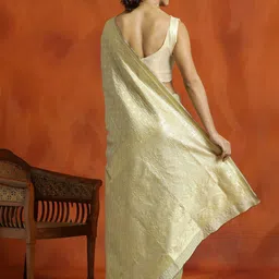 Desi Fusion Woven Design Zari Banarasi Saree image 3