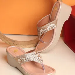 sneakers villa Printed Wedge Sandals image 2