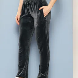 Aarika Women Pleated Trousers image 4