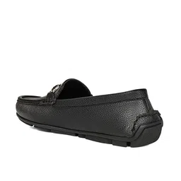 LOUIS STITCH Women's Black Premium Solid Slip-On Casual Loafers image 5