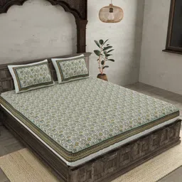 JAIPUR FABRIC Green Floral Printed 180 TC King Bedsheet Set 2.74 m x 2.28 m image 2