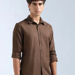 Flying Machine Men Slim Fit Solid Spread Collar Pure Cotton Casual Shirt image 2