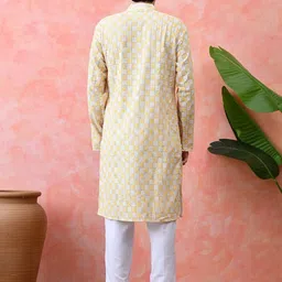 KUNDALI KAKSHAY Men Regular Kurta with Pyjamas image 2