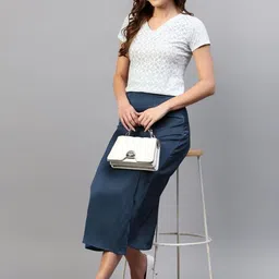 RVDP Self Design Textured V-Neck Short Sleeves Top-picture-36