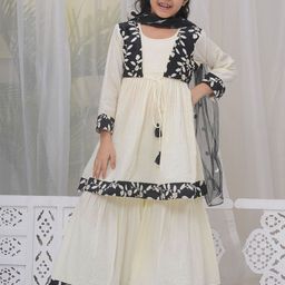 Little Bansi Girls Floral Embroidered Thread Work Pure Cotton Kurta With Sharara & Dupatta-picture-5