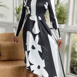StyleCast x Revolte Printed Sheath Dress image 5