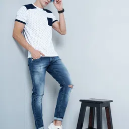 THE BEETEL HOUSE Men Printed Bio Finish Pockets Slim Fit T-shirt image 3