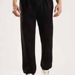 Calvin Klein Jeans Men Mid-Rise Relaxed-Fit Joggers-picture-43