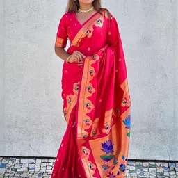 ELITE WEAVES Ethnic Motifs Zari Silk Blend Paithani Saree-picture-25