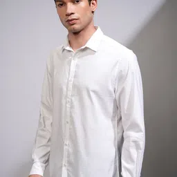HIGHLANDER Men Spread Collar Textured Cotton Formal Shirt image 4