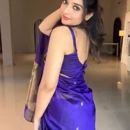 THE AQUARIUS Embellished Embroidered Silk Blend Saree image 2