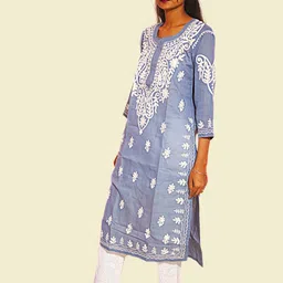 KURTIVERSE Women Kurta image 2