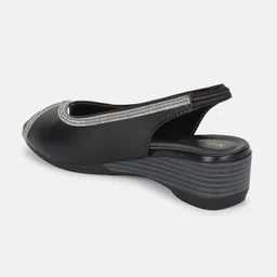 marc loire Women Wedges Sandal image 4