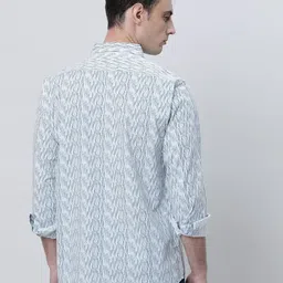 THE SOUL PATROL Men Abstract Printed Spread Collar Smart Slim Fit Casual Shirt image 3