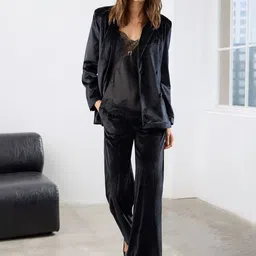 Trendyol Women Regular Fit Mid-Rise Trousers image 5