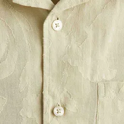 H&M Men Regular Fit Jacquard-Weave Resort Shirt image 2