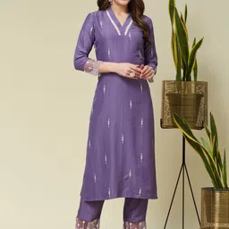 MOKOSH Women Embroidered Regular Thread Work Kurta with Trousers-image-14