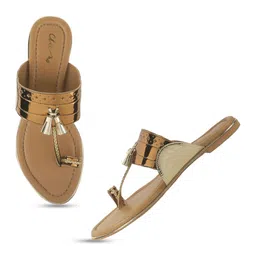 Cheemo Women Printed One Toe Flats with Tarsal image 2