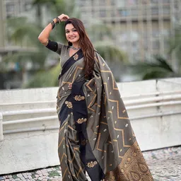 ELITE WEAVES Floral Woven Design Zari Banarasi Saree image 3