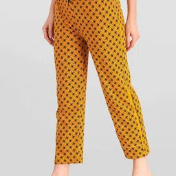 TRENDY WORLD Pack of 2 Printed Pyjamas image 3