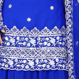 cloudever Floral Embroidered Thread Work Kurta With Palazzos & Dupatta image 3