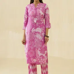 Suha Floral Printed Tie-Up Neck Kurta with Trousers-picture-12