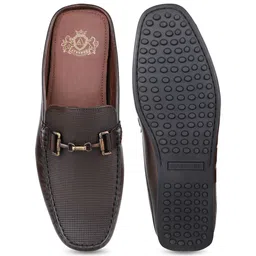 ATESBER by Inc.5 Men Textured Leather Loafers image 3