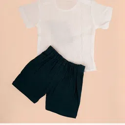 LOYZO-LOYAL TO JOY Boys Pure Cotton Top with Shorts image 3