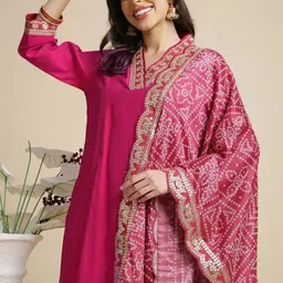 GEN Z TRENDS Women Ethnic Motifs Regular Gotta Patti Kurta with Trousers & With Dupatta image 4