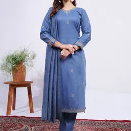 C J Enterprise Women Floral Embroidered Regular Kurti with Trousers & With Dupatta-picture-35