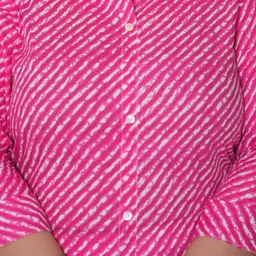 SINSINI Women Plus Size Leheriya Printed Kurta image 5