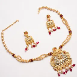 PANASH Gold-Plated Stones-Studded & Beaded Jewellery Set image 4