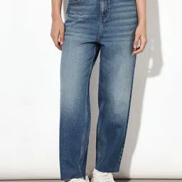 ONLY Women Straight Fit Mid-Rise Light Fade Jeans-image-14