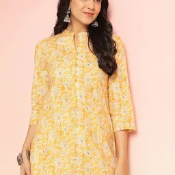 DIVASTRI Women Floral Printed Regular Kurta with Palazzos image 5
