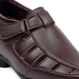 Jompers GLOBAL RICH Men Brown Sandals image 3