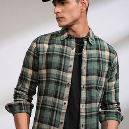 HIGHLANDER Men Slim Fit Opaque Checked Casual Shirt-picture-5