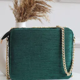 BOXWISH BY BHUMIKA Women Embellished Baguette Sling Bag image 4