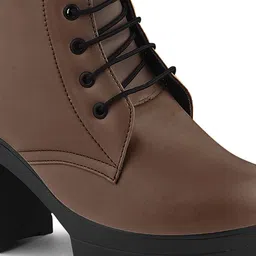 Froh Feet Women Lace Up Block-Heeled Regular Boots image 2