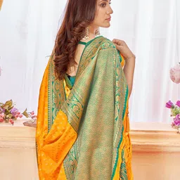 DIVASTRI Woven Design Zari Silk Blend Kanjeevaram Saree image 5