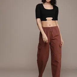 roadster Women Regular Fit Brown Cotton Blend Trousers image 5