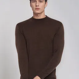 98 Degree North Men Solid Round Neck Woollen Pullover-picture-16