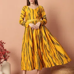 Raiyani Enterprise Women Tie-Dye Fit & Flare Midi Dress-image-93