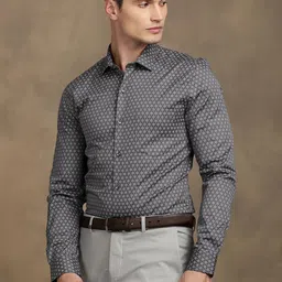 Turtle Men Standard Slim Fit Printed Formal Shirt image 5