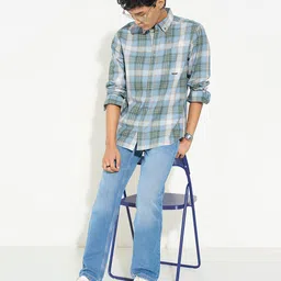 SF JEANS by Pantaloons Men Slim Fit Checked Button-Down Collar Cotton Casual Shirt image 2