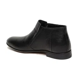 Teakwood Leathers Men Textured Casual Boots image 4