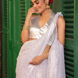 Mitera Embellished Sequinned Pure Georgette Heavy Work Saree image 5