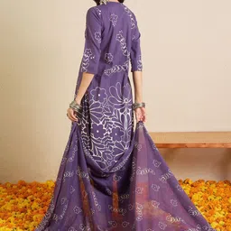 Indo Era Women Floral Printed Panelled Thread Work Pure Cotton Kurta with Trousers & With Dupatta image 4