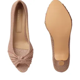 XE Looks Women PU Gold Glitter Peep-Toe Kitten Heels image 4