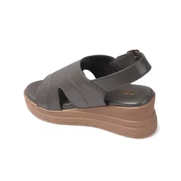 Colo Wedge Sandals image 3